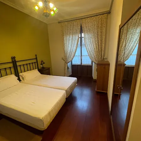Hotel La Casona De Molleda 4*